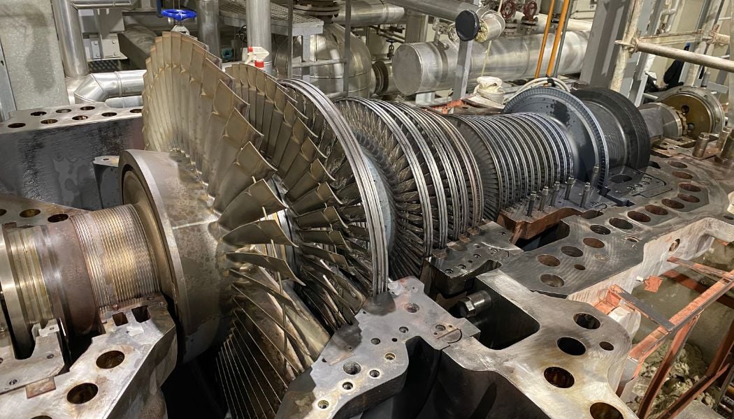 What is a steam turbine and how does it work?
